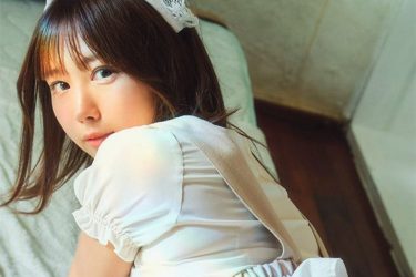 日向葵衣、眩しい虹色ヒップ