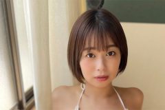 和地つかさ、衝撃のY字ランジェリー