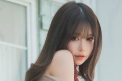 白田まい、麗しのヒップと太もも