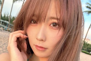 大河もも、柔バストで大人の色気