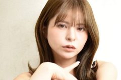 紅羽祐美、裏側の一本線