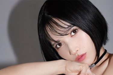 JILL、強めのデニム美女