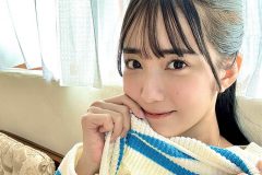 天羽希純、ニットから大胆バスト開放