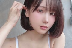 けんけん、こぼれ落ちそうな純白バスト