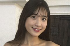 岡本杷奈、華やか花盛り美ボディ