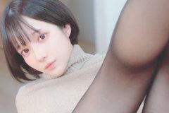 天川星夏、パンストひょっこり