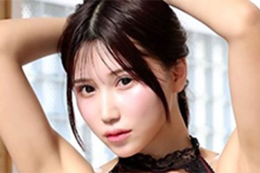 朝比奈りる、安定の超ハイレグランジェリー