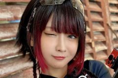 火将ロシエル、ボリューミーな戦闘服