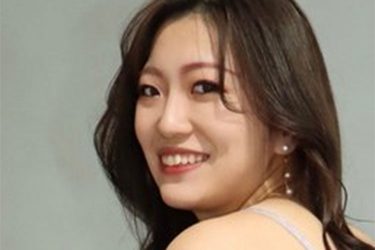 後藤智香、脱ぎかけの極上ショット