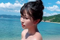 鈴木聖、絶景と美ボディのパーフェクトマッチ