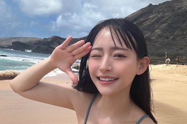 高崎かなみ、抜群のルックスと圧巻の美ボディ