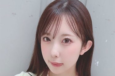 大河もも、美女の無防備ペロリ