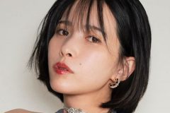 JILL、光輝くシルバー美ボディ