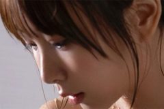 日向葵衣、自慢したい艶ツヤボディ