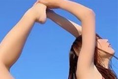 新田ゆう、極上ボディのしなやかな舞