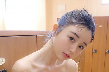 くりえみ、タオル一枚の湯上がり姿