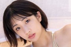 篠塚みあ、寝ころ美グラマラスボディ