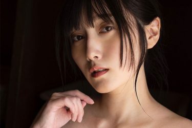 村雨芙美、しっとり眼帯ビキニ
