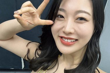 風吹ケイ、異次元級の特大バスト