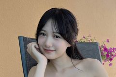 横野すみれ、極上ふんわりボディ