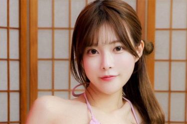 藤白ちらり、和室での艶やかな裏側