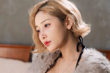 小島みゆ、最強ビジュで強めのお誘い