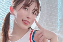 いくみ、下パイ丸出しのチアガール