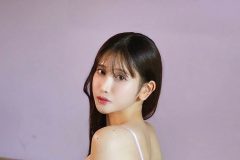名取くるみ、妄想ふくらむ…またがり美スタイル