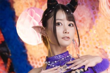 赤羽もも、前も後ろも眼福…小悪魔ポスト