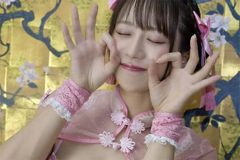 桜りん、桃色チャイナの甘い誘惑