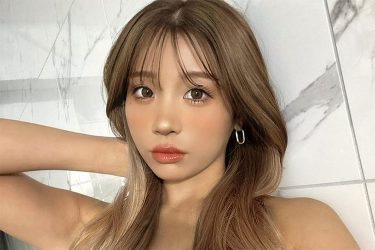 葉月あや、ゴージャスさらさらの色香