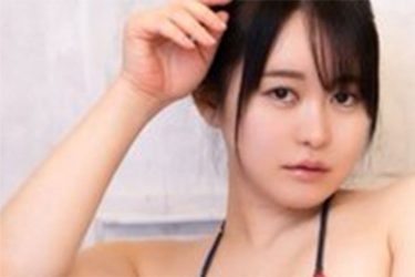 森島詩葉、美脚際立つ…絵画的グラビア