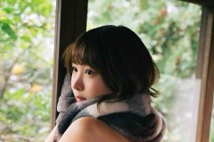 日向葵衣、むっちむちの後ろ姿