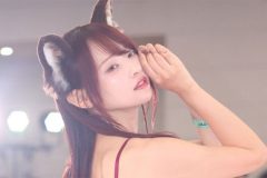 鬼木このは、にゃんとも神々しい美女