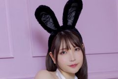 あまつまりな、桃ヒップバニー