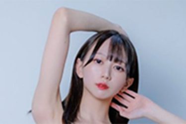 宮本なる、ビキニ×厚底ヒールの圧巻スタイル