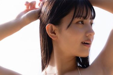 花咲楓香、のびのびグラマラスボディ