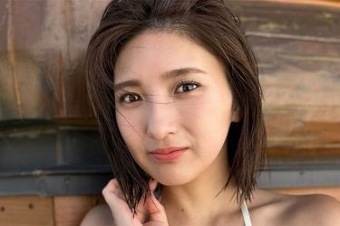 三田悠貴、純白グラマラスボディ