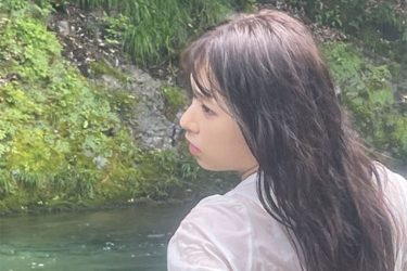 紅羽りお、絵画的ぬれ透けヒップ