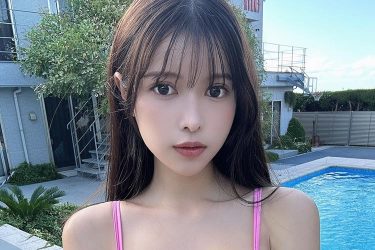 七瀬なな、プールサイドの圧巻美ボディ