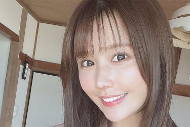 小日向ゆか、にっこりマシュマロ誘惑