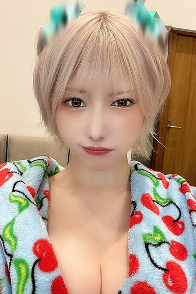 篠崎こころ、可愛すぎる嫌な顔の画像2