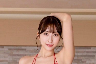 緒方咲、デカ女ブームの真打にふさわしい過激ルック