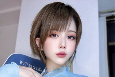 こおりちゃん、実在を疑うド迫力バスト