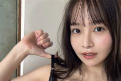 大嶋みく、ブラ紐ひっぱり誘惑