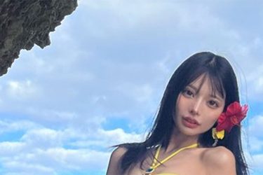 米倉みゆ、絶景映えの極上美ボディ