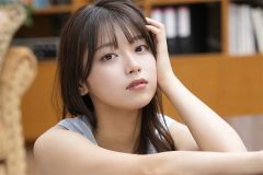 まるぴ、無防備スタイルで大人の色香