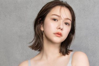 村重杏奈、クール美女のマシュマロバスト