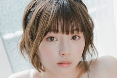 葉月つばさ、アツクテ…大胆美ボディ