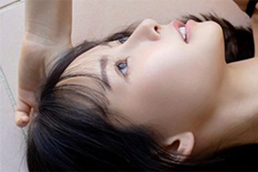 遠藤まめの「ちょっとでべそ」